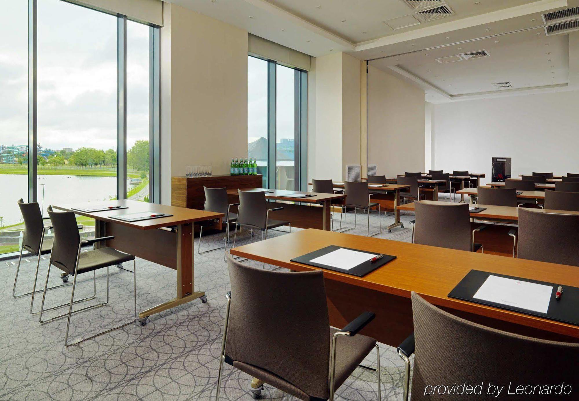 Minsk Marriott Hotel Екстериор снимка