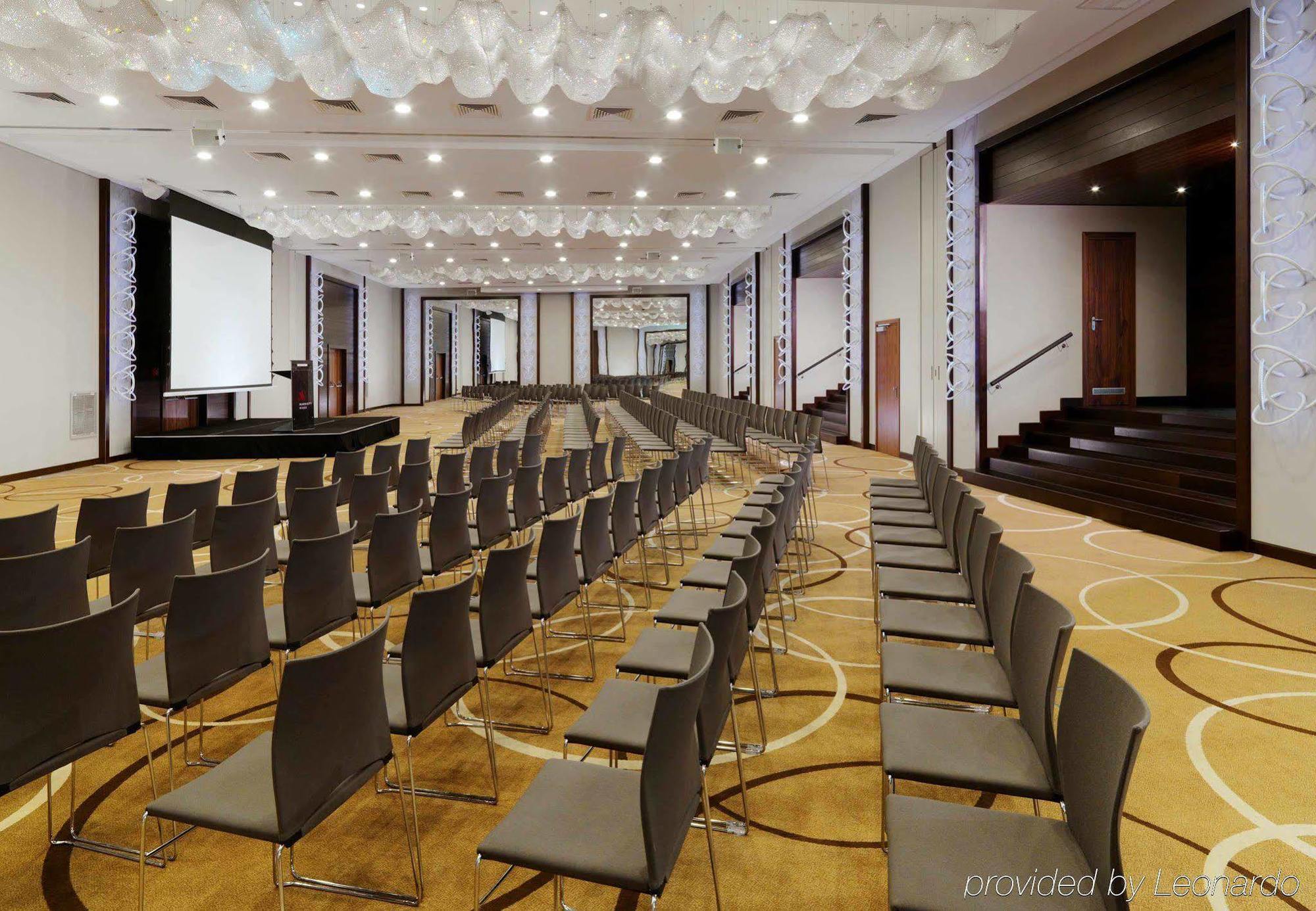 Minsk Marriott Hotel Екстериор снимка